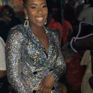 Meet your Posher, Atiya